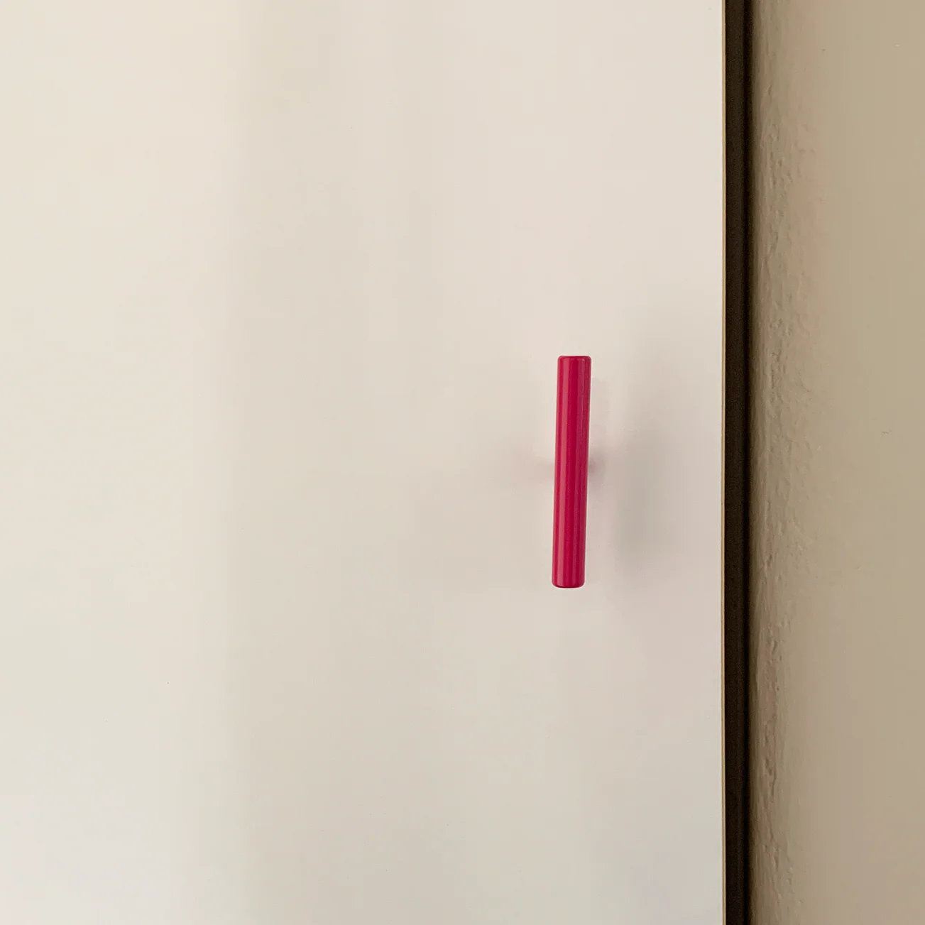 Poignée Line magenta