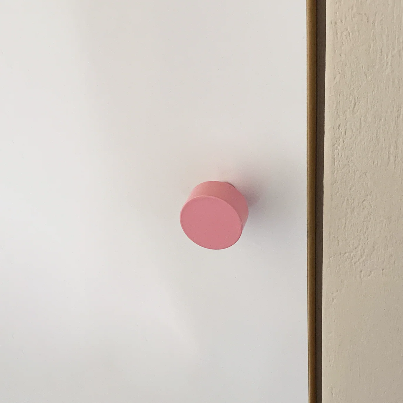 Poignée bouton rond rose