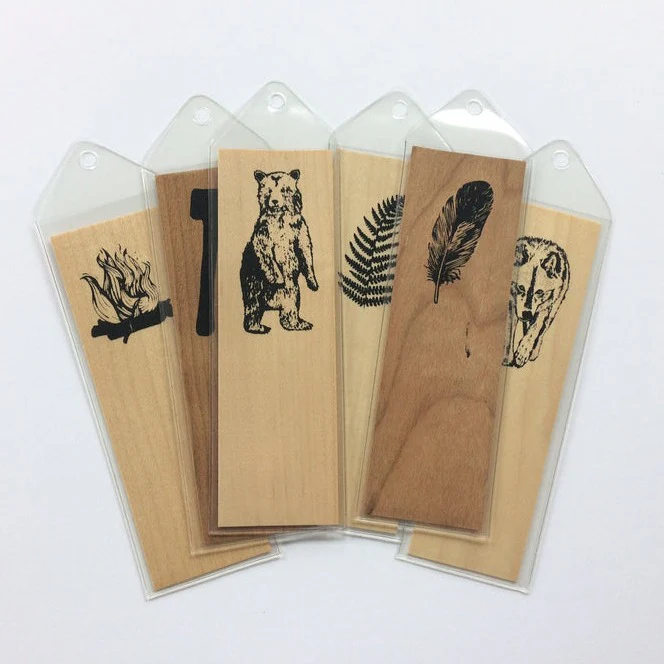 Marque-page en bois [modèles variés]