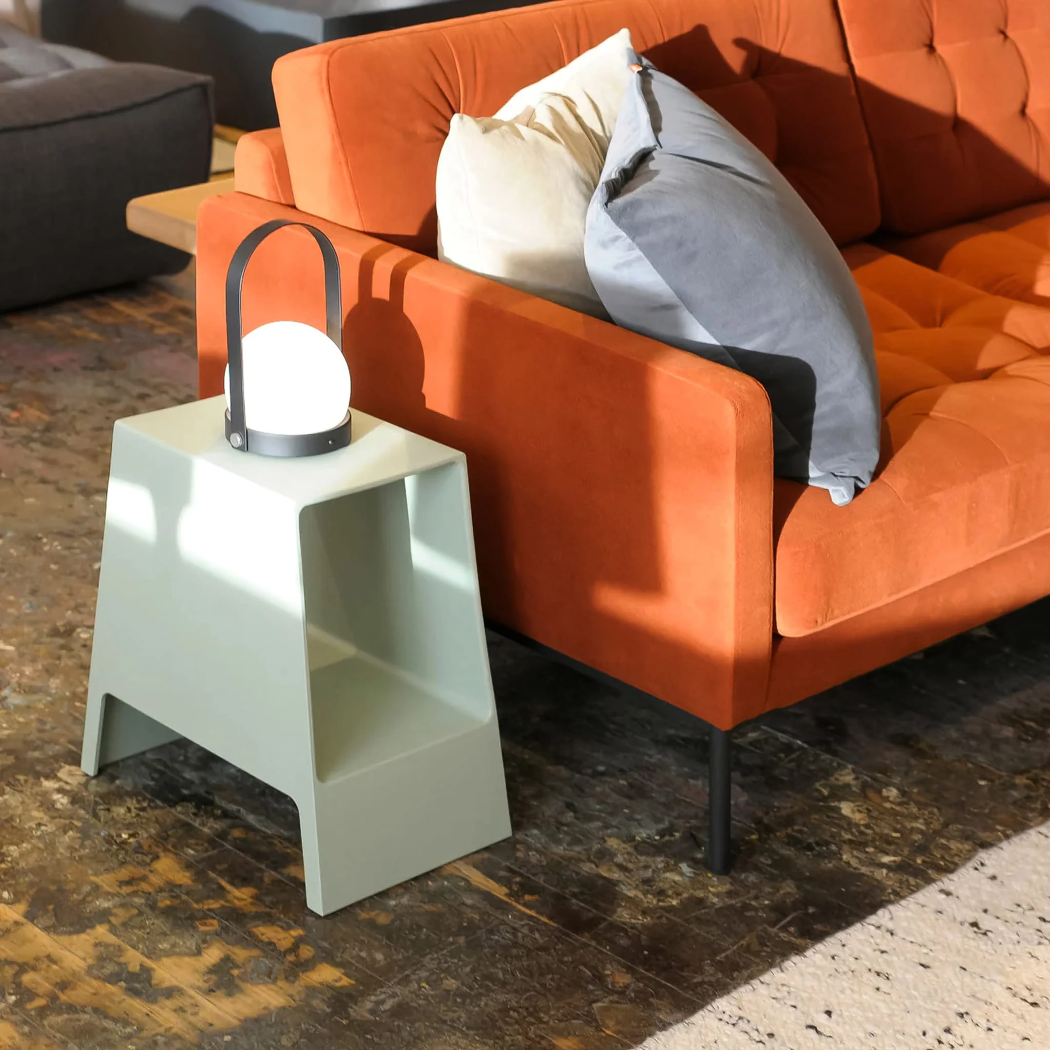 Table d'appoint TOMO  [couleurs variées] - Image 2